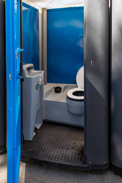 Best Porta potty delivery and setup  in West Mayfield, PA